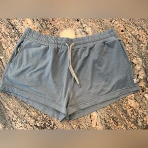 Vuori Light Gray Shorts